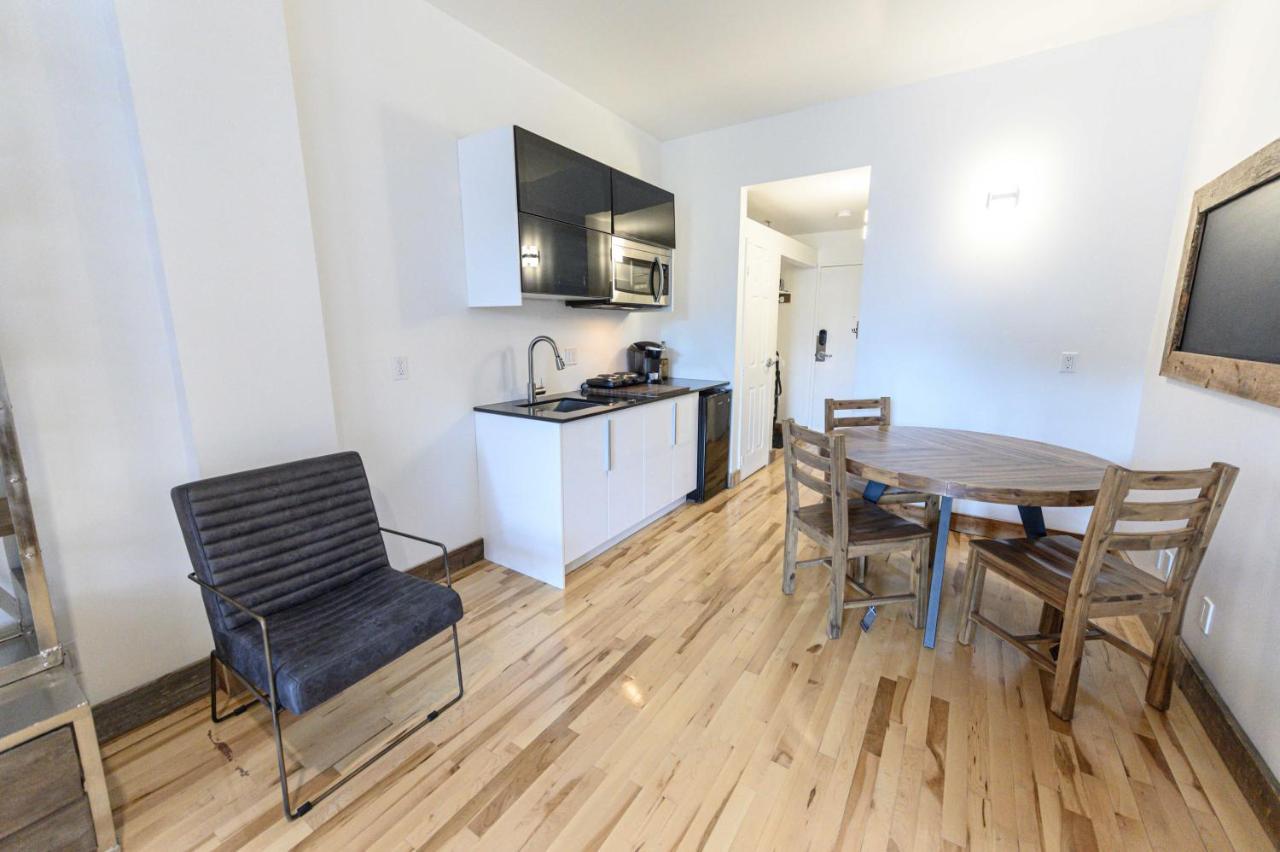 750 Saint-Joseph Apartment ควิเบกซิตี้ ภายนอก รูปภาพ